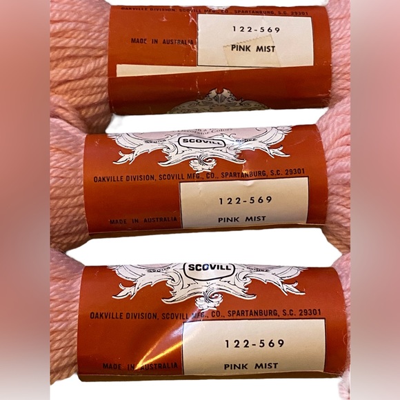 Pink Mist VTG NOS Scovill Dritz Luxury 100% Virgin Wool Needlepoint 40 yds - Picture 3 of 6